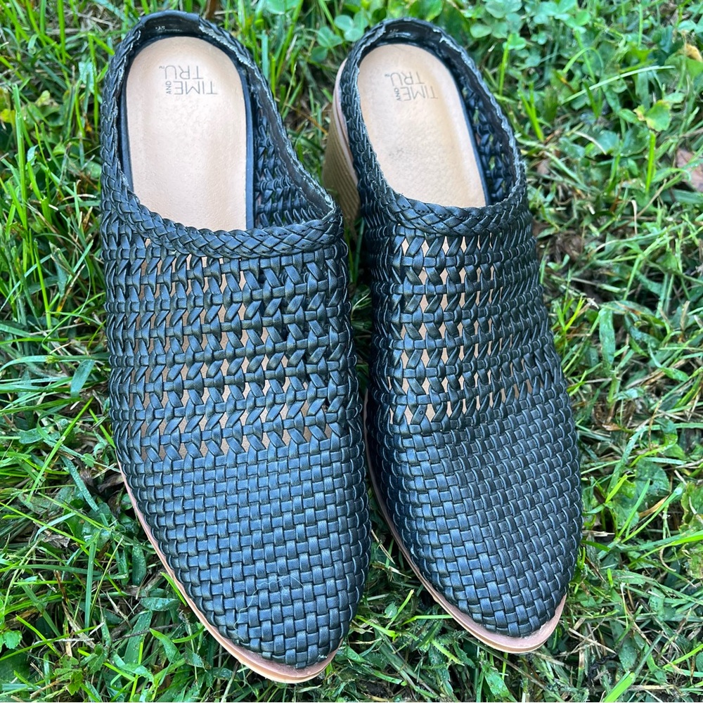 Black Mules